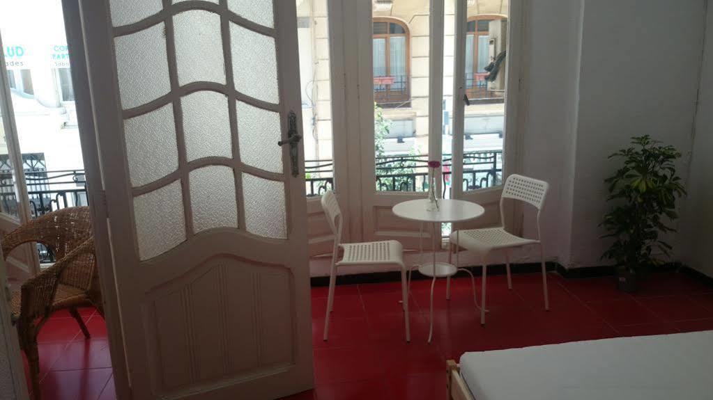 B&B Una Habitacion Propia Valence Extérieur photo