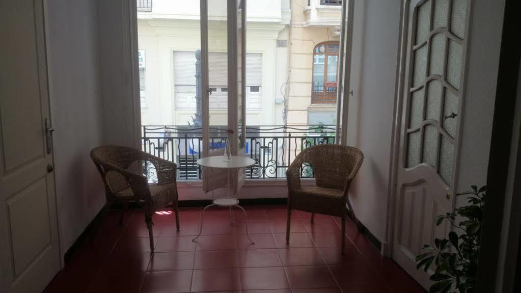 B&B Una Habitacion Propia Valence Extérieur photo
